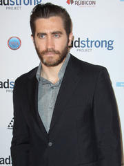 ok! hottie of the day: jake gyllenhaal